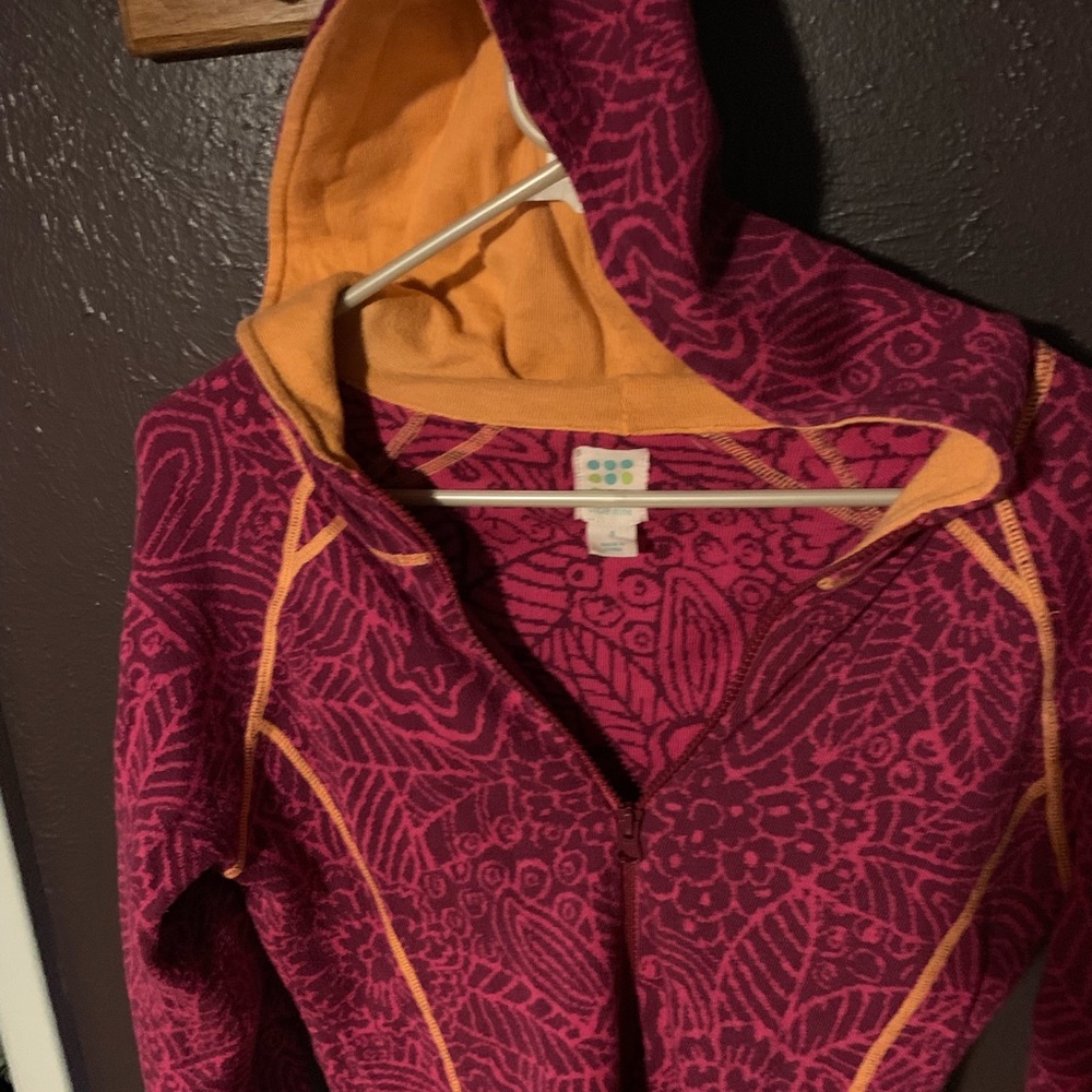 Title 9 zip up